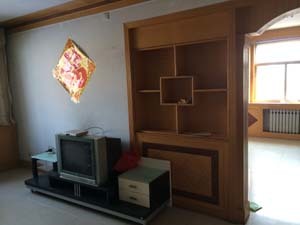 荊河小區，拎包即住，家具齊全
