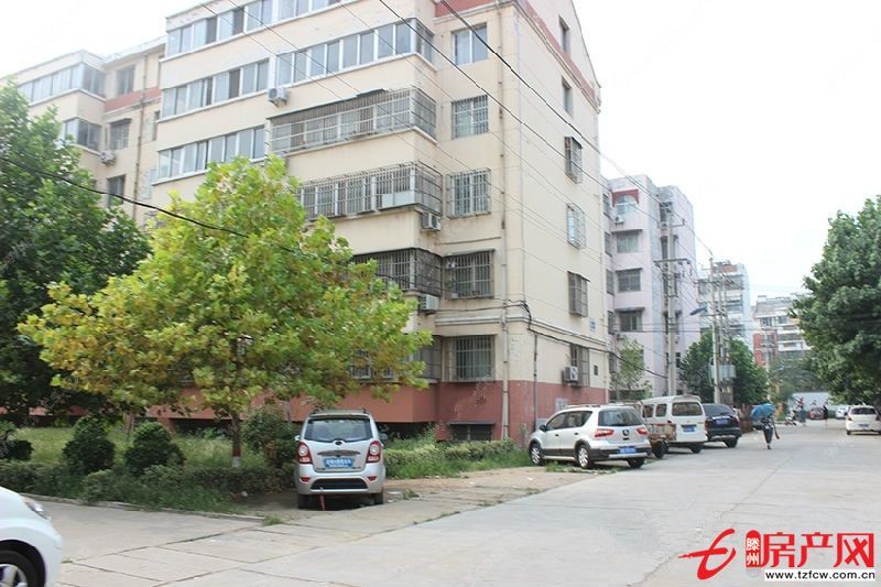 誠信花園，經(jīng)典多層，東戶，可貸款