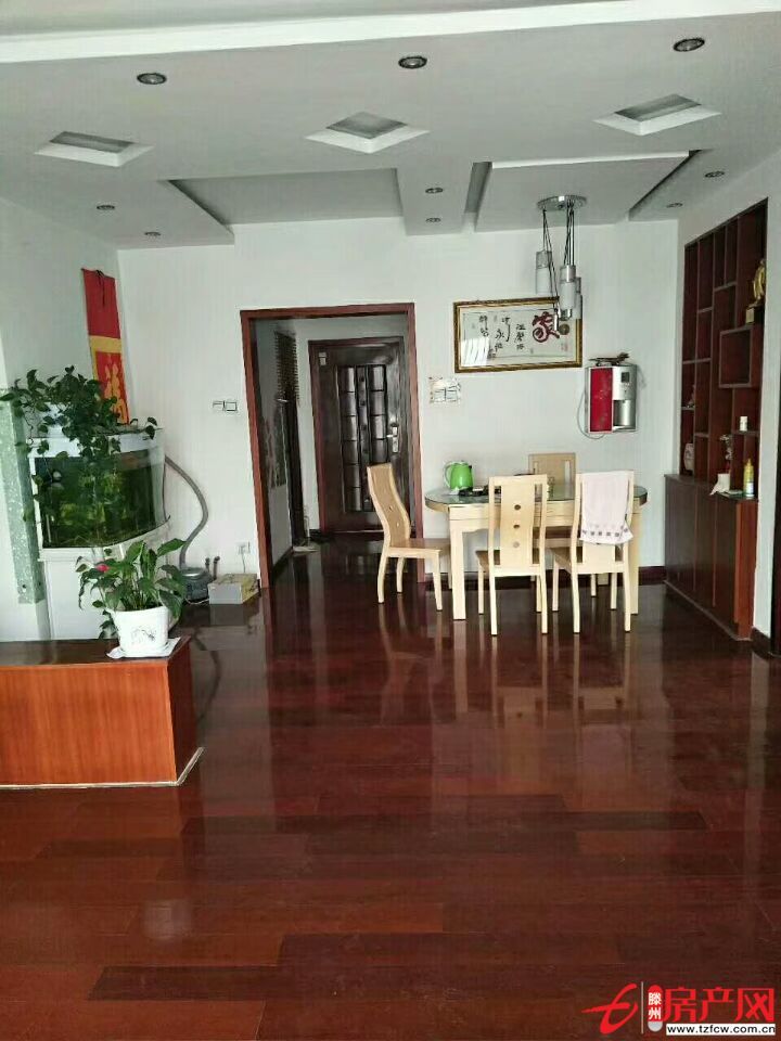 紫竹怡園，精裝，四室，證滿五年，可以貸款，正規學區