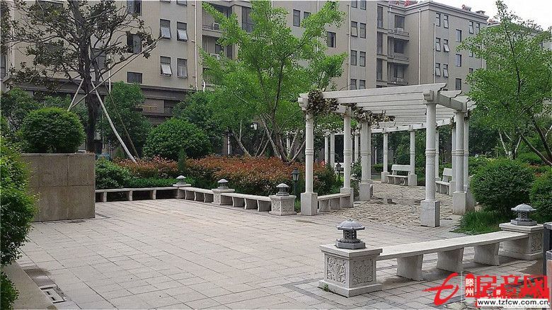 愛家豪庭，南戶，新證，可貸款，供暖，精裝修，沒住過，學校區域