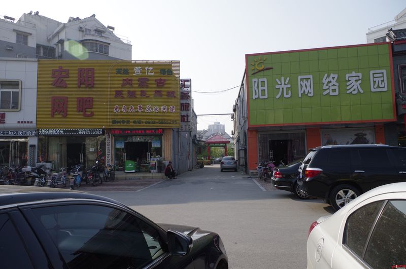 門面出租，樓上樓下可做生意可居住！