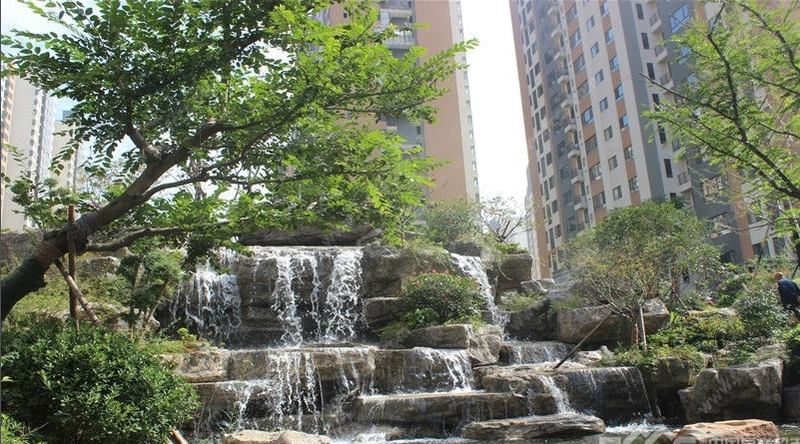 人和天地，回遷毛坯房，上房費已交清，需全款，可押尾款。