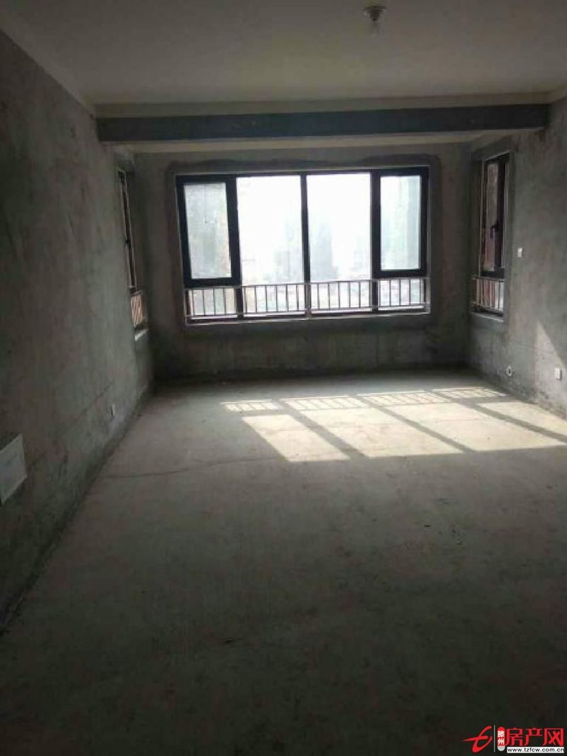 保利B2區高層145平兩室一廳朝陽戶型124萬可貸款！！！