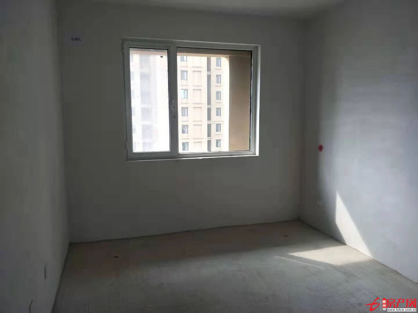汽車站真愛商城旁邊熙城國際，兩室朝陽有鑰匙隨時看房首付50萬